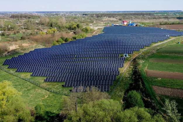 Zonnepaneel produceert groene, milieuvriendelijke energie.