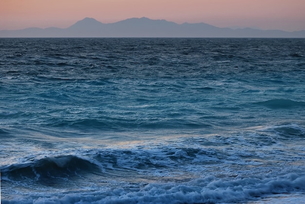 Zonsondergang in de Egeïsche zee