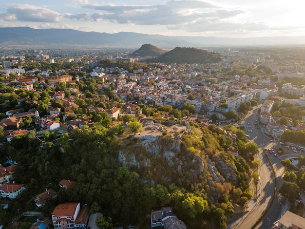 Zonsondergang uitzicht op de oude stad van de stad Plovdiv Bulgarije