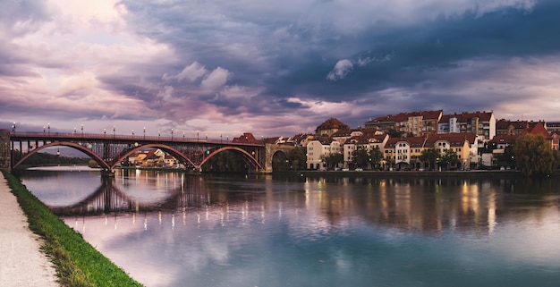 Zonsopgang bij Maribor