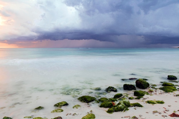 Zonsopkomst aan de Caribische kust...