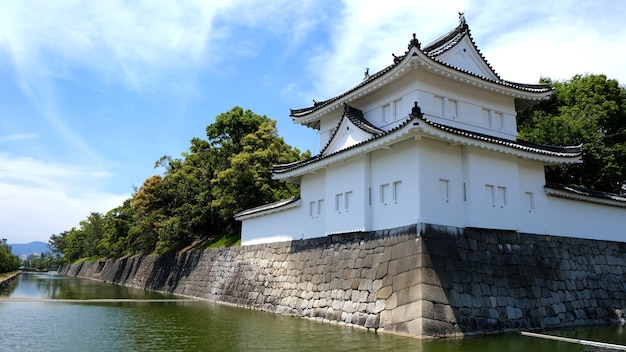 Zuidoostelijke hoek uitkijktoren van Nijo Castle in Kyoto, Japan