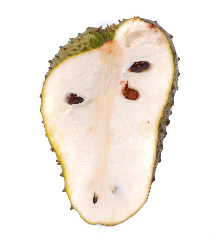 Zuurzak fruit geïsoleerd op een witte achtergrond