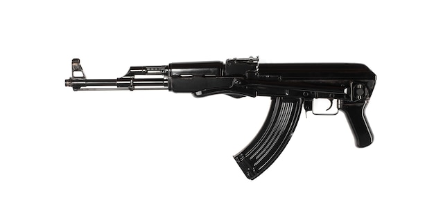 zwarte AK47 aanvalsgeweer geïsoleerd op een witte achtergrond
