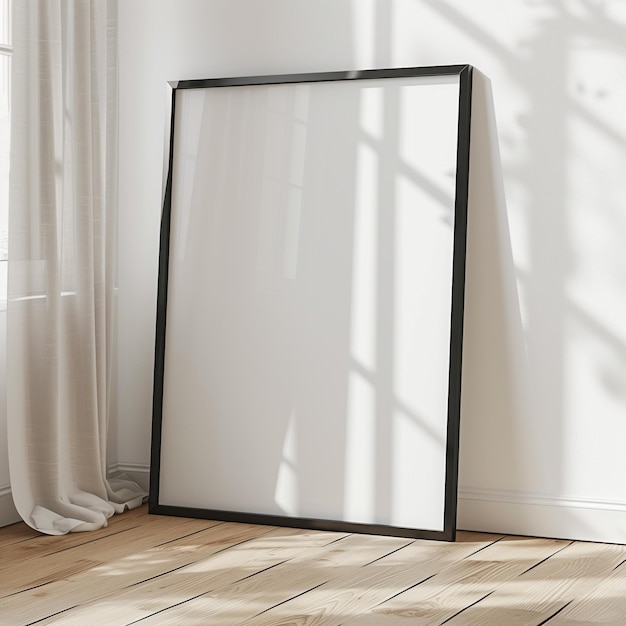 Zwarte frame mockup leunend op witte muur met houten vloer
