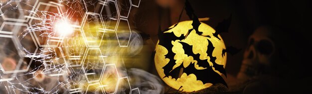 Zwarte silhouetten van vleermuizen op een achtergrond van de maan Halloween-concept Enge achtergrond Angstaanjagende abstracte objecten voor Halloween