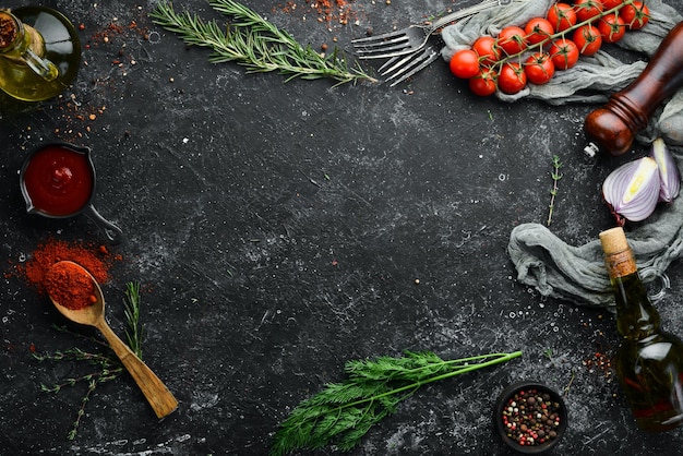 Zwarte stenen banner van koken Bovenaanzicht vrije ruimte voor uw tekst Rustieke stijl