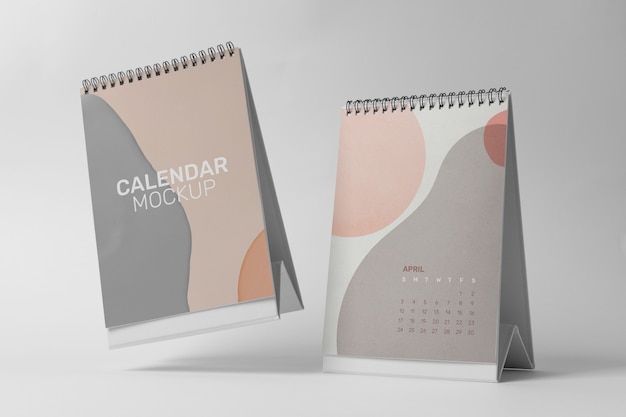 PSD 2023年カレンダーのモックアップデザイン