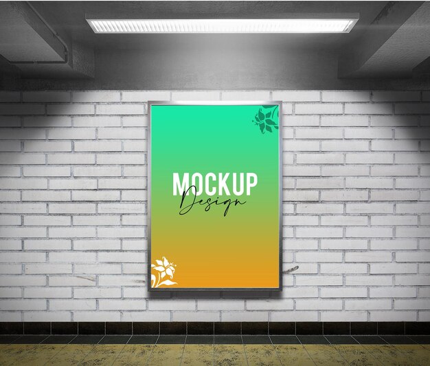 34222045 biały duży pionowy plakat na stacji metra