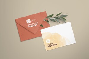 PSD 5x7in kaartmodel op envelop met verscholen olijfboomtak