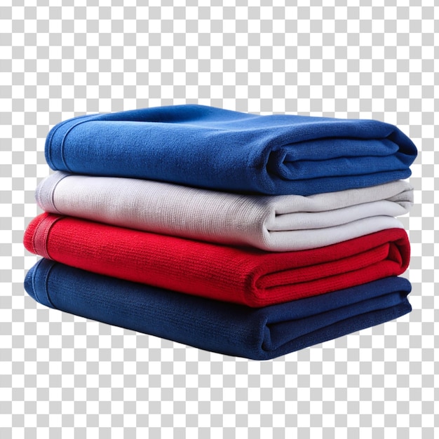 Стопка патриотических полотенцев в красно-белых и синих цветах изолирована на прозрачном фоне