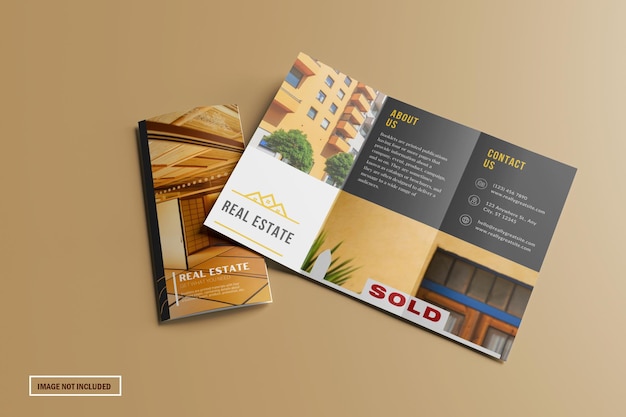 Achter- en voorkant a4 driebladige brochure mockup