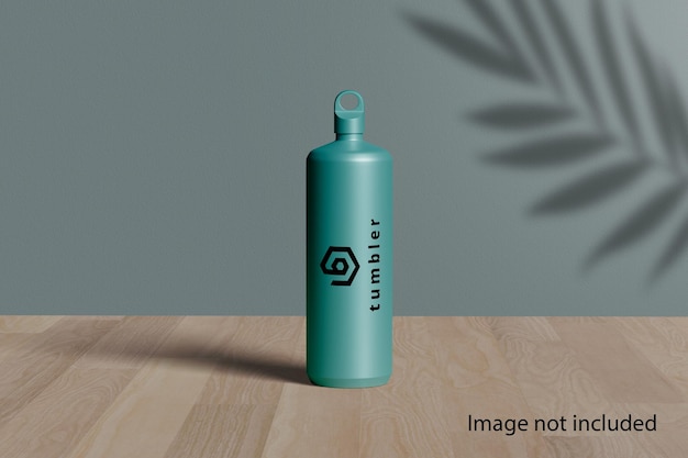 PSD mockup di bottiglia tumbler estetico