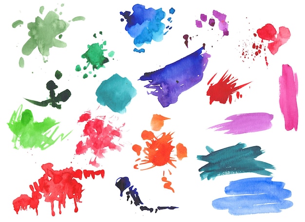 Aquarel geschilderde splatters Handgetekende ontwerpelementen geïsoleerd op een witte achtergrond