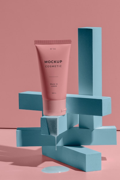 PSD arrangement of mock-up cosmetic with melting elements