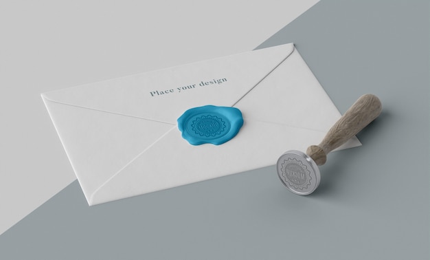 PSD arrangement of mock-up seal for envelope