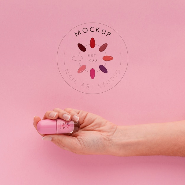 PSD arrangement of nail care products with mock-up