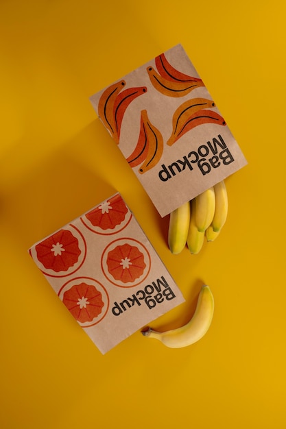 Banane con mock-up di sacchetto di carta