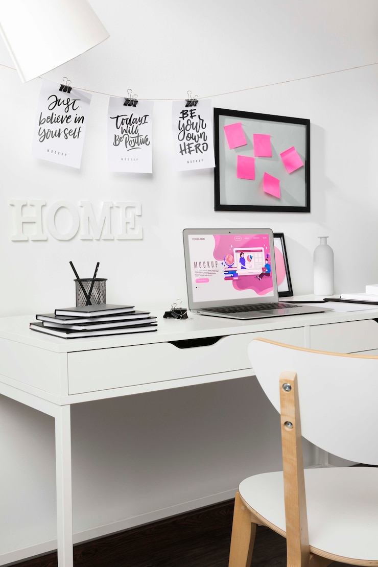 PSD beautiful desk concept mock-up