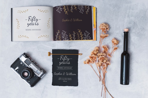 PSD beautiful wedding card mockup