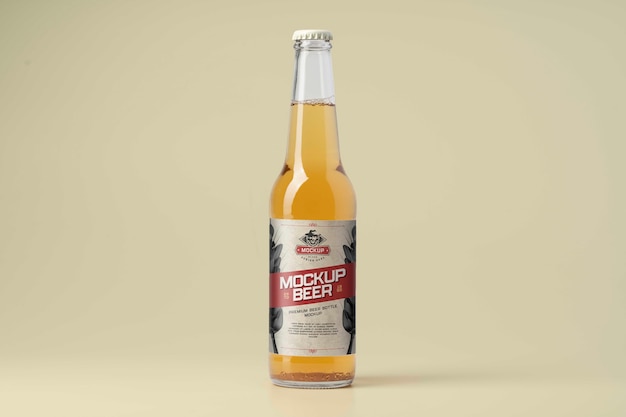 PSD bottiglia di birra con mockup di etichetta