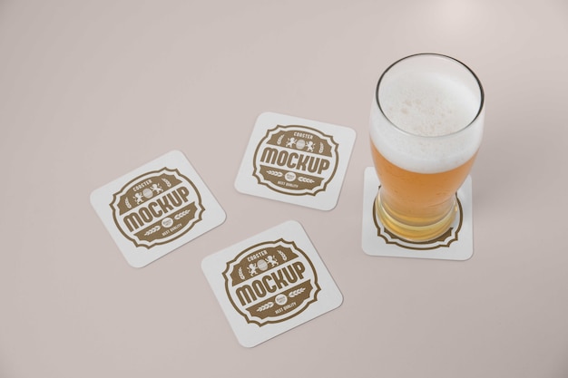 ビールコースターのモックアップデザイン