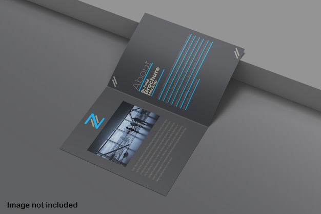 Bifold brochure mockup isolato