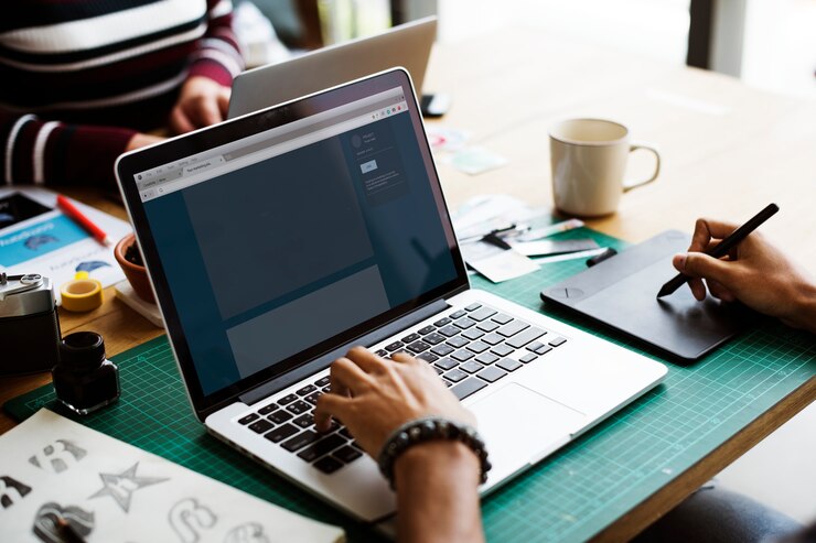 PSD blank laptop screen
