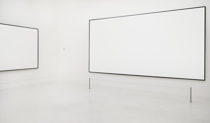 PSD blank mockup frame in art gallery