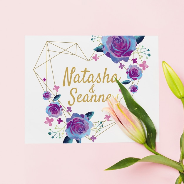 Bloemen bruiloft uitnodiging mockup