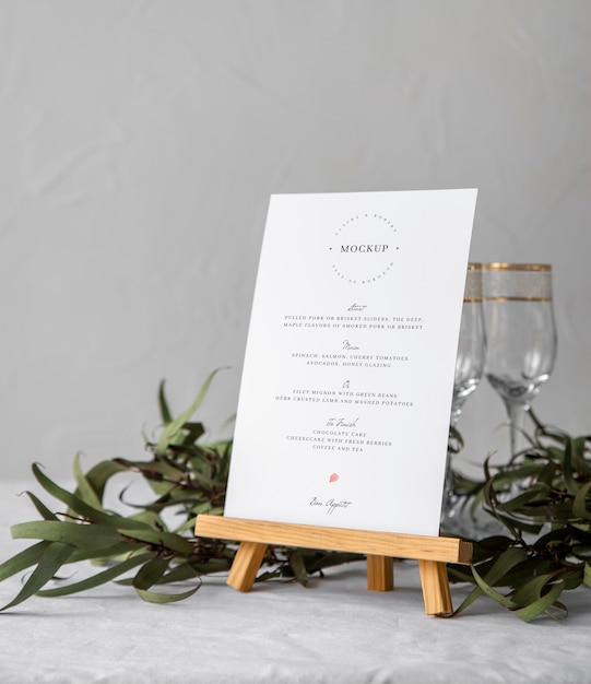 Bordmenu display mockup