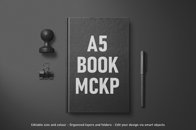 Bovenaanzicht blanco bewerkbaar a5 boek briefpapier mockup