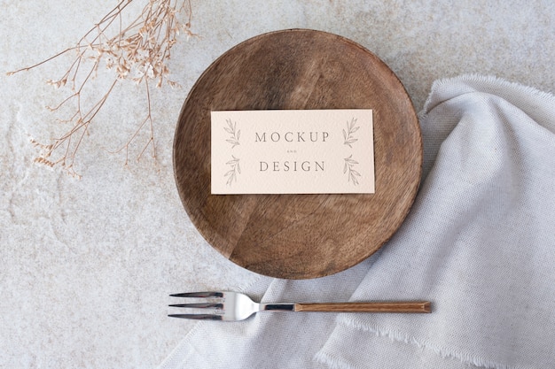 Bovenaanzicht over trouwmenu mockup