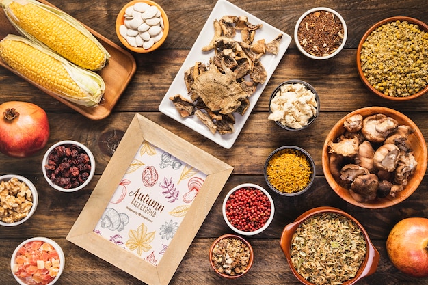 Bovenaanzicht regeling van heerlijke herfst eten