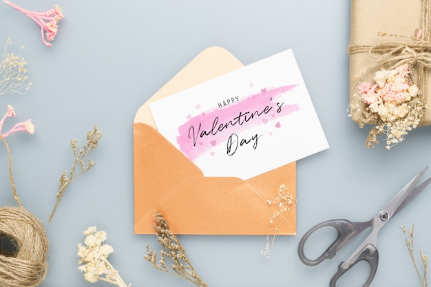 Briefkaart en envelop voor valentijnsdag