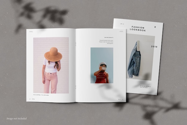 Brochure e catalogo mockup con shadow overlay