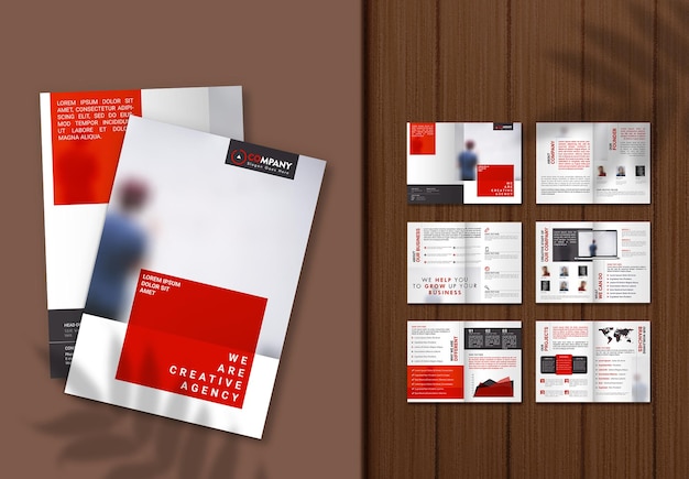 Brochure mock up o layout del modello su sfondo di struttura in legno marrone per il concetto di business