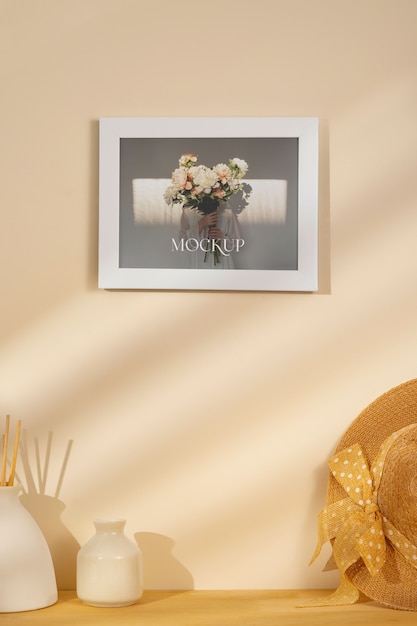 PSD mockup di cornice bianca tavolozza marrone