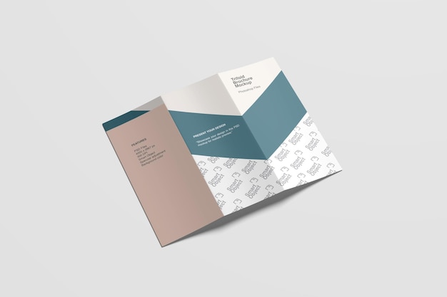 Buiten driebladige brochure mockup hoge hoekweergave