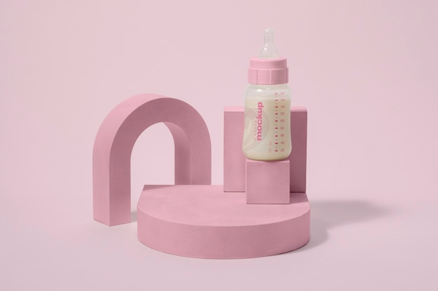 PSD butelka do mleka dla niemowląt o geometrycznych kształtach
