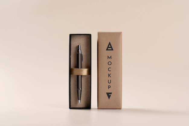 PSD cardboard pen box mock-up design