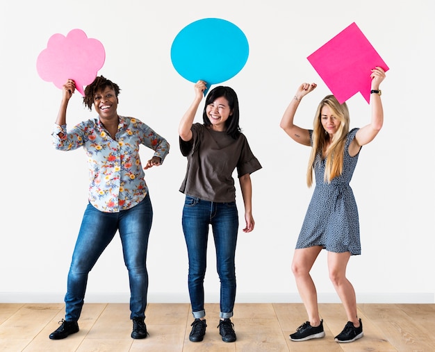 PSD cheerful people holding speech bubble icon