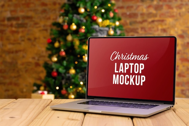 PSD mockup di laptop natalizio