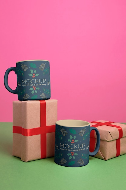 PSD christmas mug mock-up with present