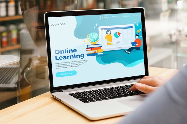 Close-up online learning landing page