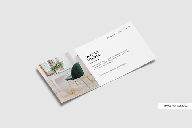 Close-up op flyer mockup geïsoleerd