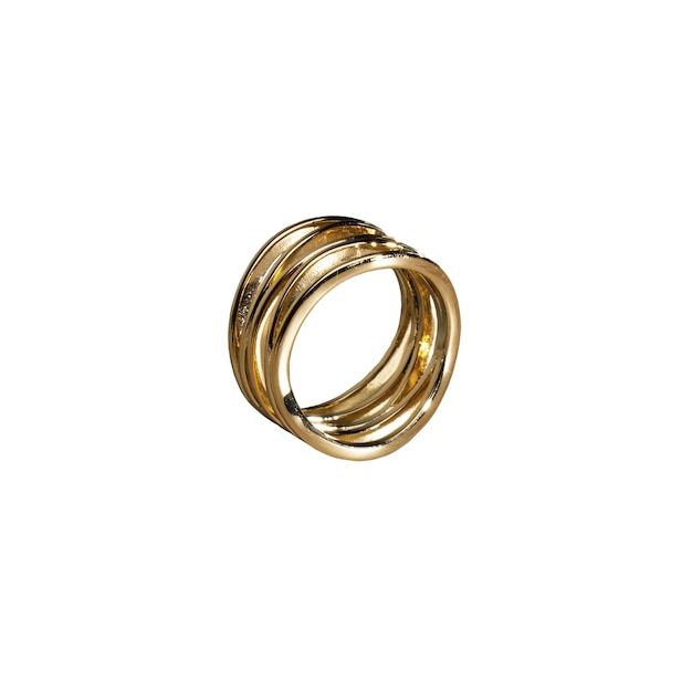 Close-up op gouden ring geïsoleerd