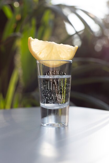 PSD close-up op tequila shot glas mockup