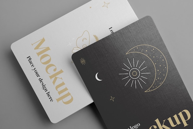 PSD close up on playing cards mockup