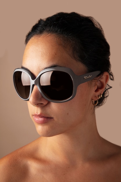 PSD close up on woman wearing sunglasses mockup